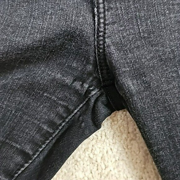 Abercrombie and Fitch Super Skinny Ankle High Rise Button Down Jeans in 26 - Picture 11 of 11